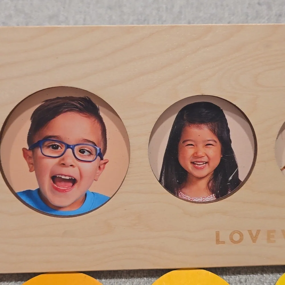 Lovevery Circle of Friends Puzzle